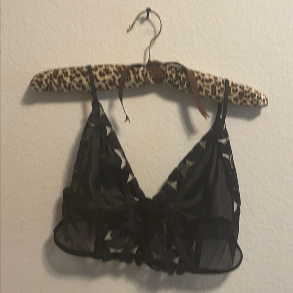 Victoria’s Secret lace bra/ Lingerie